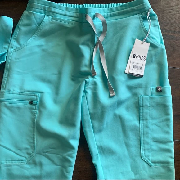 Figs scrub set - Picture 4 of 8